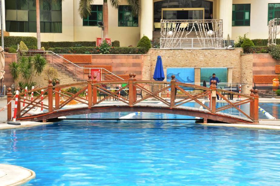 Logistic City Stars Hotel Cairo Exterior photo